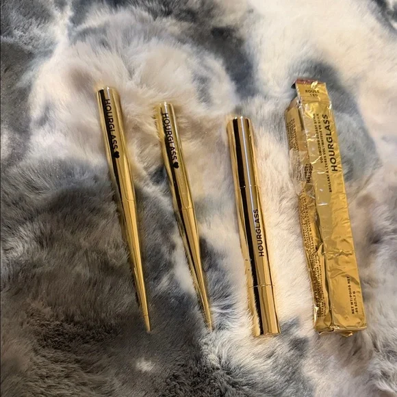 Hourglass lip set - Picture 1 of 2